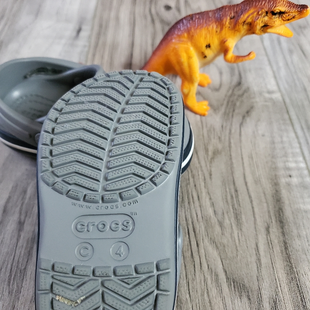 CROCS